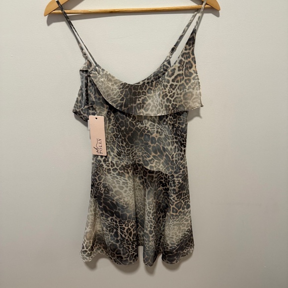 Oh Polly - Draped Neck A-Line Mini Dress in Grey Print - Picture 4 of 4